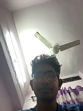 Cocaineandweed45 online show from November 15, 2025, 6:26 pm