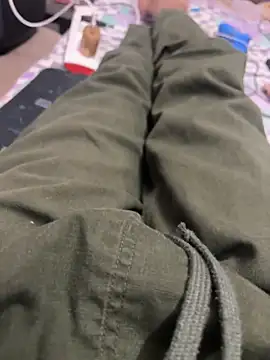 Cocaineandweed45 online show from November 23, 2025, 7:19 am