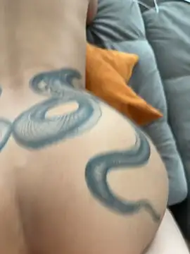 Alexiaa2006 online show from April 12, 2026, 7:57 am