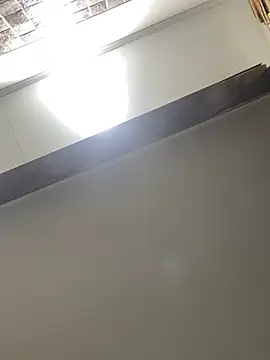 Snapshot of Sophia_cyrus11 chatting on December 23, 2024, 2:24 am Sophia cyrus11 online show from December 23, 2024, 2:24 am