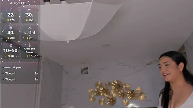 stefany duque1  online show from December 25, 2024, 1:10 am