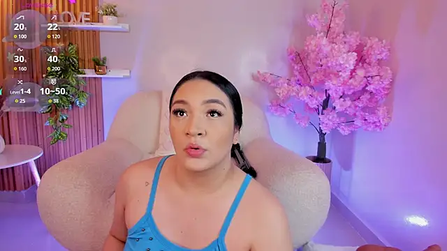 stefany duque1  online show from September 30, 2025, 2:27 am