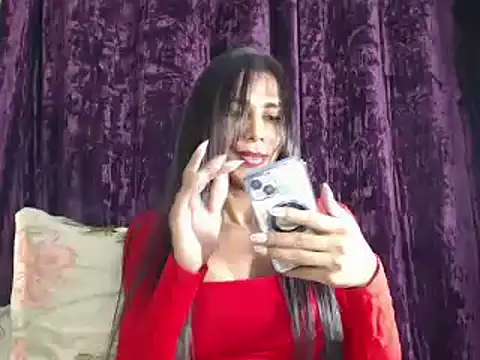 Snapshot of Ebonyxprincess_ chatting on January 10, 2025, 3:39 am Ebonyxprincess online show from January 10, 2025, 3:39 am