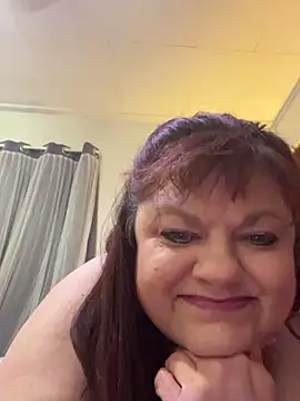 Snapshot of Luciouslouise72@xh chatting on October 1, 2025, 1:55 am Luciouslouise72xh online show from October 1, 2025, 1:55 am