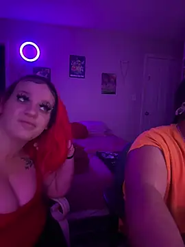 cloudy couple444 online show from March 8, 2025, 8:11 am