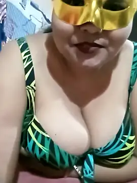 Snapshot of LustyBhabhi chatting on January 26, 2025, 2:41 pm LustyBhabhi online show from January 26, 2025, 2:41 pm