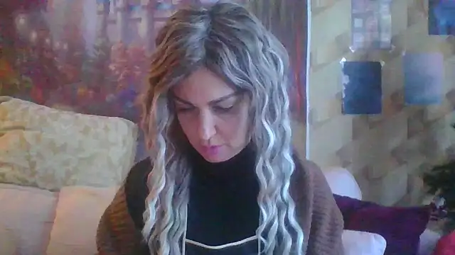 BELLAMORGANE1 online show from December 23, 2024, 3:01 pm