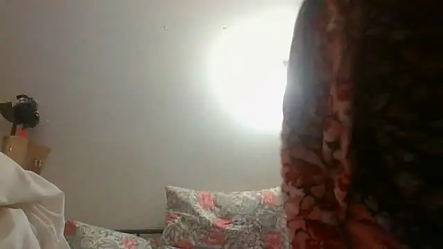 BELLAMORGANE1 online show from December 24, 2024, 8:00 am