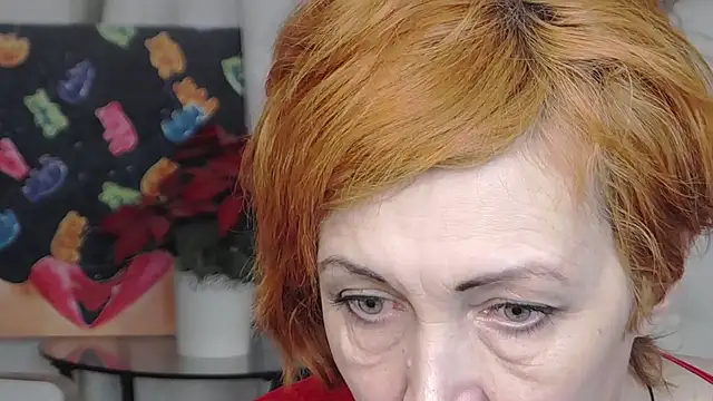 SilviaHart online show from February 3, 2025, 1:08 pm