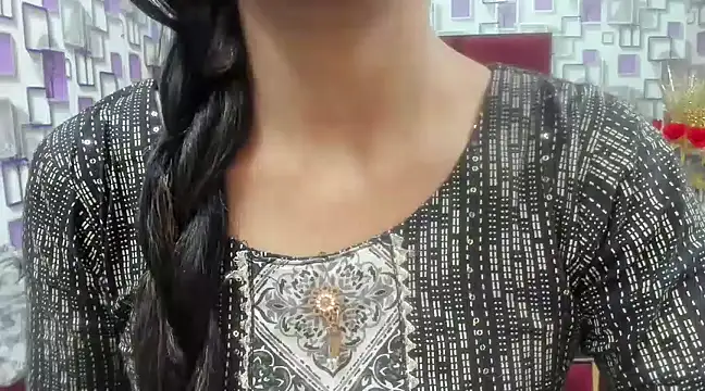 Somiya87 online show from March 6, 2025, 6:37 pm