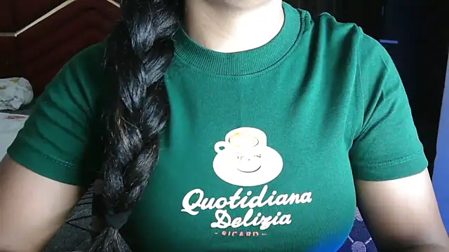 Somiya87 online show from April 18, 2026, 9:37 pm