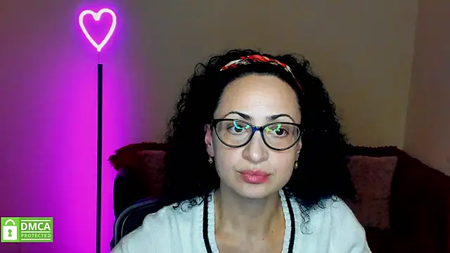 Arianasweety23 online show from January 28, 2025, 6:28 pm