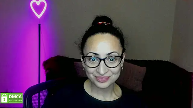 Arianasweety23 online show from February 1, 2025, 9:29 pm