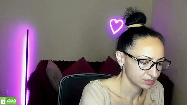 Arianasweety23 online show from September 25, 2025, 5:27 pm