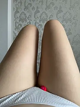 Snapshot of mersedas3 chatting on December 28, 2024, 12:03 pm mersedas3 online show from December 28, 2024, 12:03 pm