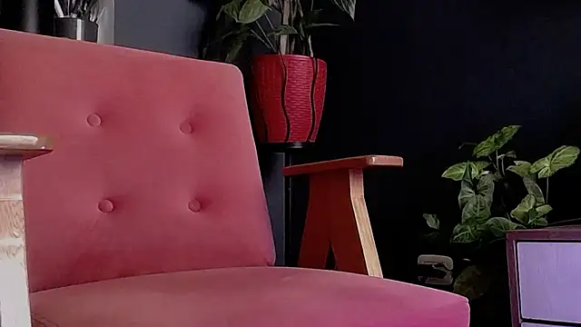 Snapshot of callme_douglas chatting on June 5, 2026, 2:01 pm callme douglas online show from June 5, 2026, 2:01 pm