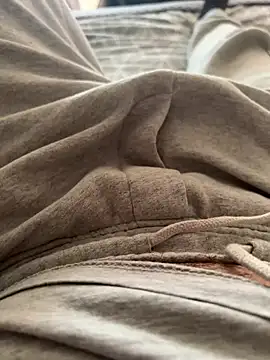 22TT2295 online show from March 4, 2025, 3:59 pm