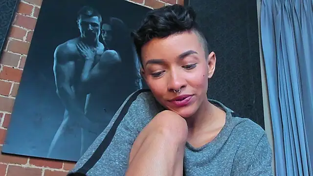 AntonAndSofii online show from January 28, 2025, 6:27 am