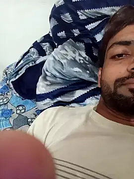 Snapshot of playboyz77 chatting on January 27, 2025, 2:35 pm playboyz77 online show from January 27, 2025, 2:35 pm