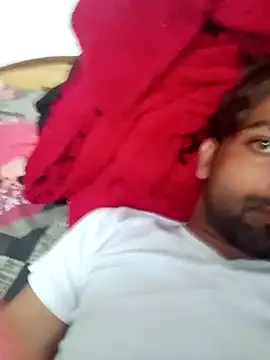 Snapshot of playboyz77 chatting on March 4, 2025, 5:11 am playboyz77 online show from March 4, 2025, 5:11 am