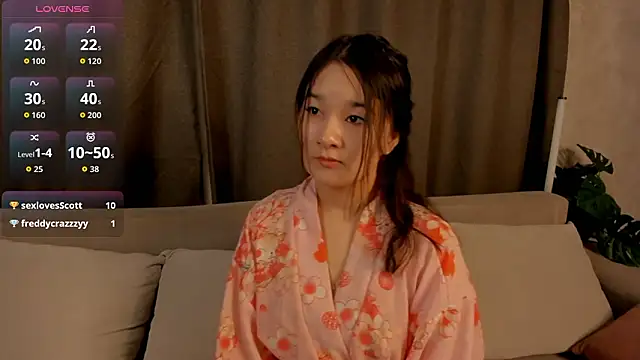 Snapshot of Maekko chatting on February 18, 2026, 5:09 pm Maekko online show from February 18, 2026, 5:09 pm