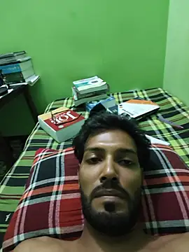 Snapshot of Ronjon111 chatting on July 23, 2026, 5:22 pm Ronjon111 online show from July 23, 2026, 5:22 pm
