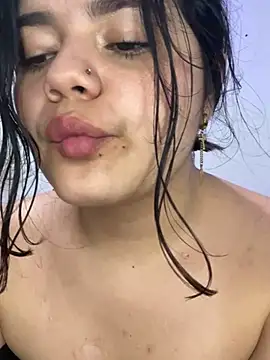 Snapshot of pretty_angela1 chatting on December 27, 2024, 11:42 pm pretty angela1 online show from December 27, 2024, 11:42 pm