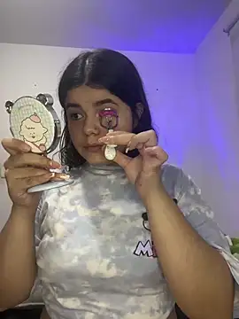 Snapshot of pretty_angela1 chatting on January 10, 2025, 3:29 am pretty angela1 online show from January 10, 2025, 3:29 am