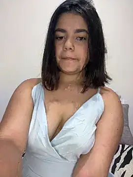 Snapshot of pretty_angela1 chatting on January 22, 2025, 3:52 am pretty angela1 online show from January 22, 2025, 3:52 am