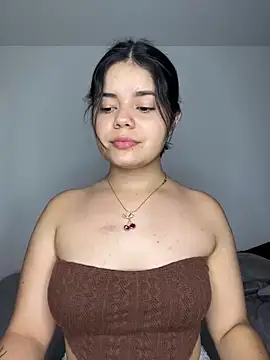 Snapshot of pretty_angela1 chatting on March 17, 2025, 2:52 am pretty angela1 online show from March 17, 2025, 2:52 am