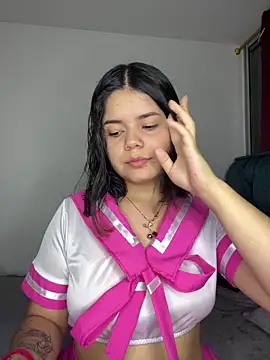 Snapshot of pretty_angela1 chatting on March 18, 2025, 1:32 am pretty angela1 online show from March 18, 2025, 1:32 am