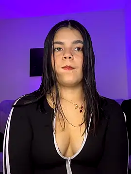 Snapshot of pretty_angela1 chatting on September 25, 2025, 12:14 am pretty angela1 online show from September 25, 2025, 12:14 am