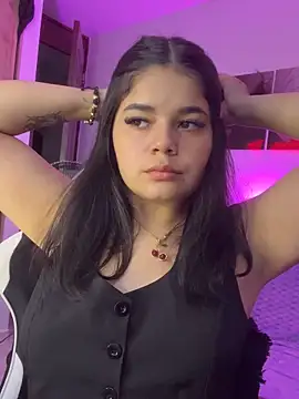 Snapshot of pretty_angela1 chatting on September 26, 2025, 9:08 pm pretty angela1 online show from September 26, 2025, 9:08 pm