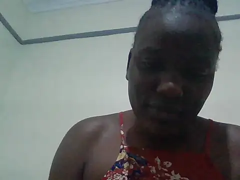 Snapshot of Sexymish25 chatting on November 19, 2025, 5:24 pm Sexymish25 online show from November 19, 2025, 5:24 pm