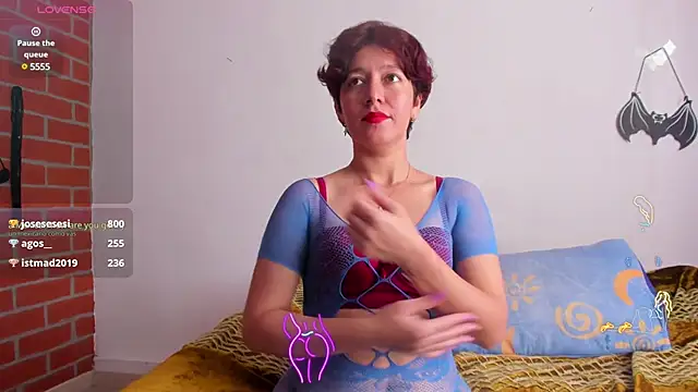 Laura hellss online show from February 8, 2025, 4:57 pm