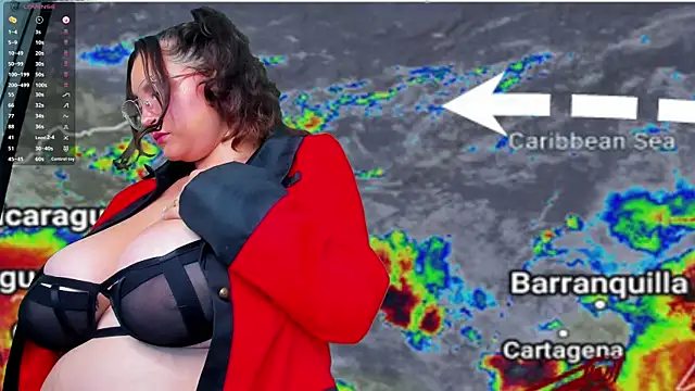 LunaPleasure online show from November 16, 2025, 6:08 am