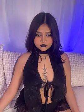 kath kitty online show from April 10, 2026, 11:42 pm