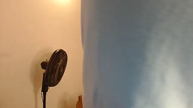 Coral0403 online show from February 11, 2025, 6:11 pm