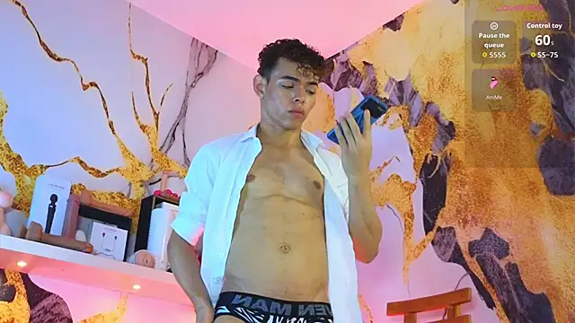 Nijinsky LatinBoy online show from December 17, 2025, 12:11 pm