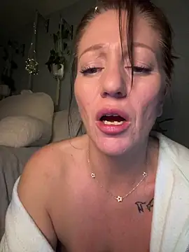 AlessasRoom online show from April 2, 2026, 8:23 am