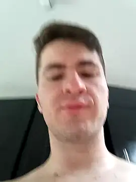 Snapshot of MrBelac chatting on March 5, 2025, 2:01 pm MrBelac online show from March 5, 2025, 2:01 pm