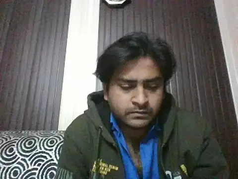 Snapshot of indihotguy chatting on February 14, 2025, 5:36 pm indihotguy online show from February 14, 2025, 5:36 pm