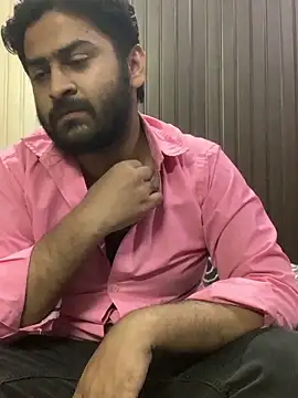 Snapshot of indihotguy chatting on March 20, 2025, 6:42 pm indihotguy online show from March 20, 2025, 6:42 pm