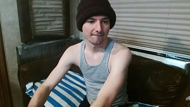 feelingverynaughty online show from February 18, 2026, 5:09 pm