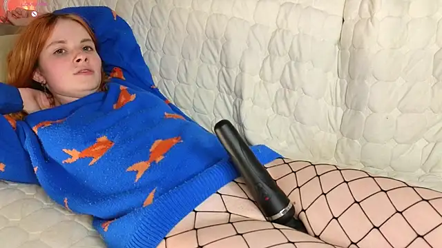 OhYumiYes online show from October 22, 2025, 8:41 pm