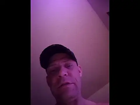 hotemberly jake online show from June 27, 2026, 4:39 am