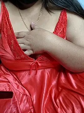 tanvihot2 online show from November 27, 2025, 4:53 pm