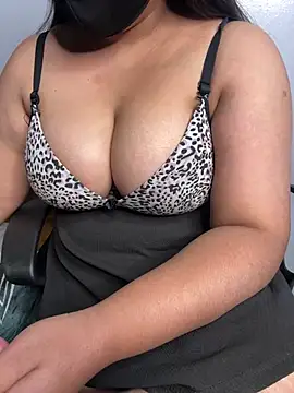 Snapshot of tanvihot2 chatting on May 15, 2026, 4:47 pm tanvihot2 online show from May 15, 2026, 4:47 pm