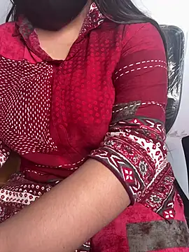 Snapshot of tanvihot2 chatting on June 20, 2026, 5:05 pm tanvihot2 online show from June 20, 2026, 5:05 pm