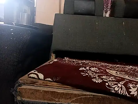 Snapshot of r379 chatting on September 20, 2025, 2:01 am r379 online show from September 20, 2025, 2:01 am